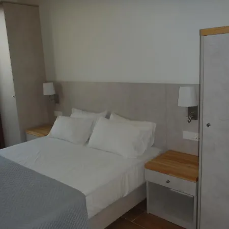 Loukas Apartments On The Waves Tragaki Extérieur photo