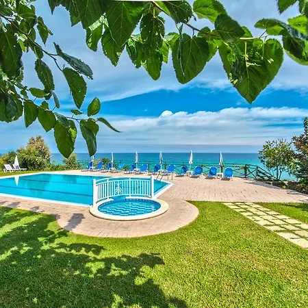 Loukas Apartments On The Waves Tragaki Chambre photo